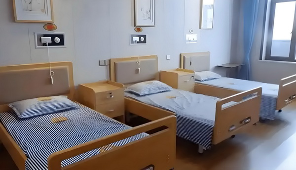 董璇失去的口碑，竟然被自己9岁的女儿挽回了